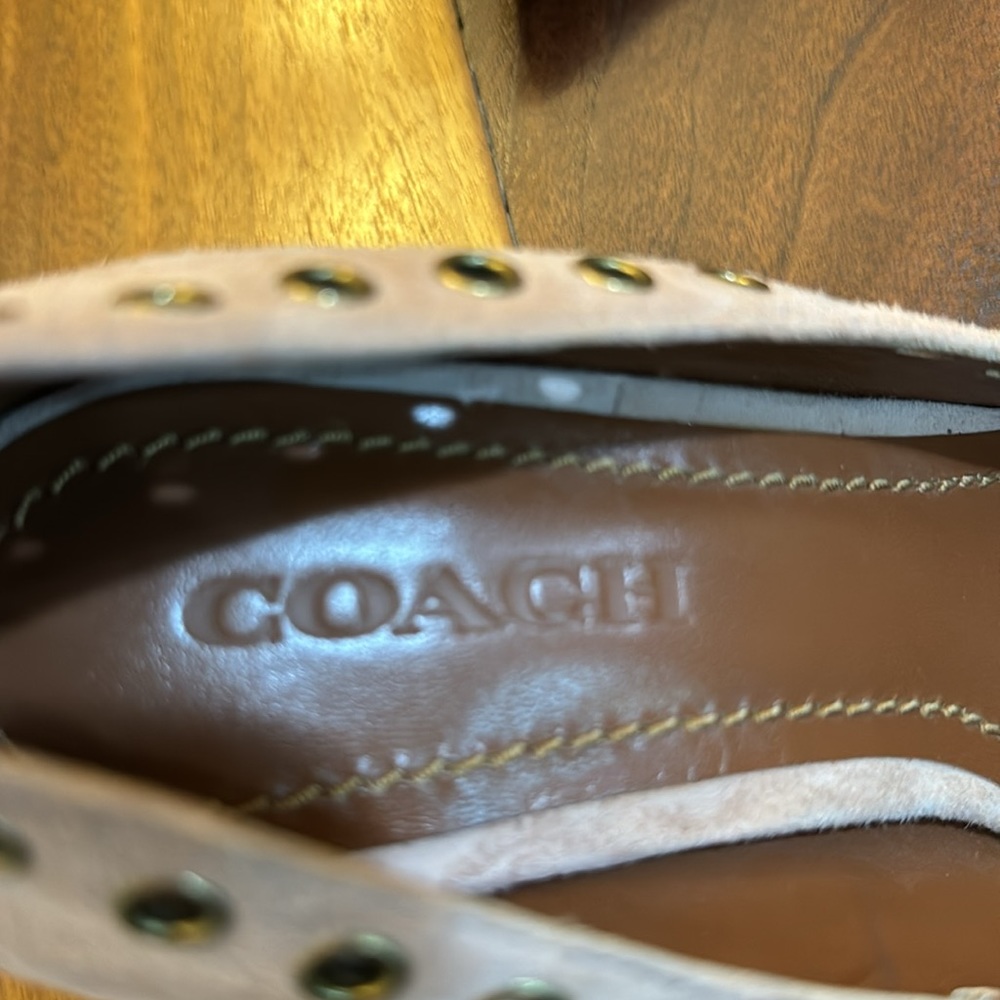 Light pink Size 8 Coach Pumps- High Heel Suede pointy toe - Picture 2 of 5